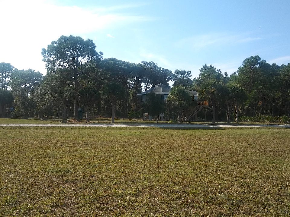 2nd image of 875 Osceola Dr