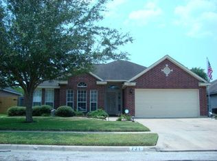 721 Ashland Crk, Victoria, TX 77901