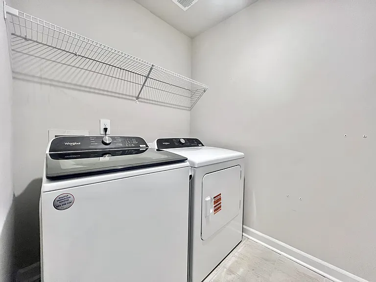 561 Cozy Bluff Rd — Photo 11