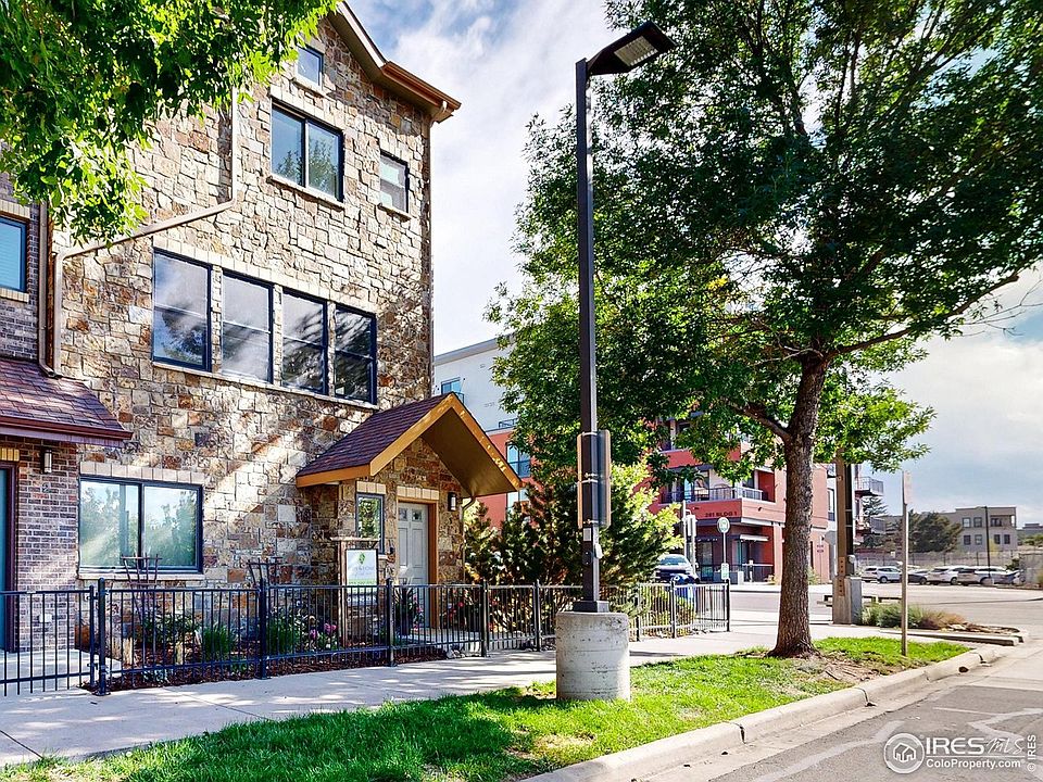 1st image of 214 Willow St #1