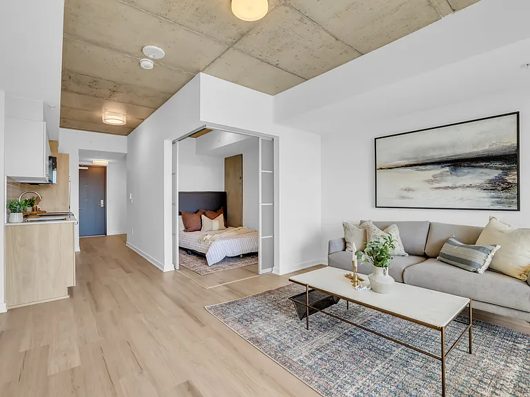 36 Robinson Ave — Photo 17