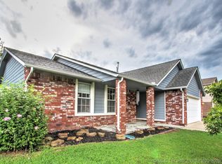 1709 S Butternut Ave, Broken Arrow, OK 74012