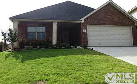 1st image of 2821 Greenway Dr