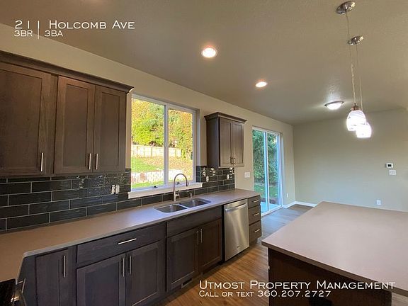3rd image of 211 Holcomb Ave