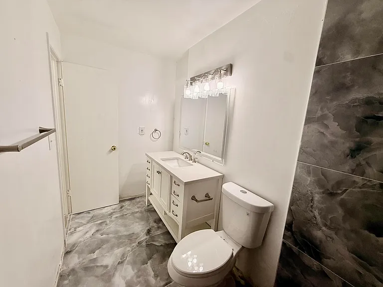 4115 NW 88th Ave #203 — Photo 14