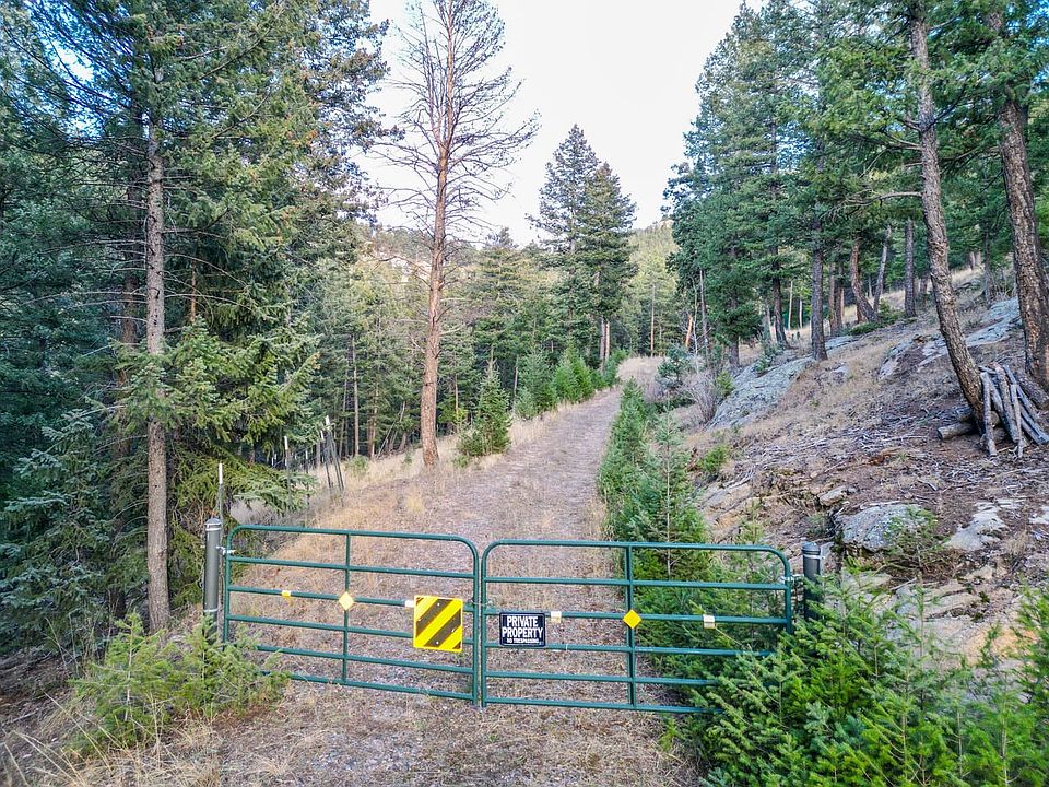 1st image of 26779 Fern Gulch Rd