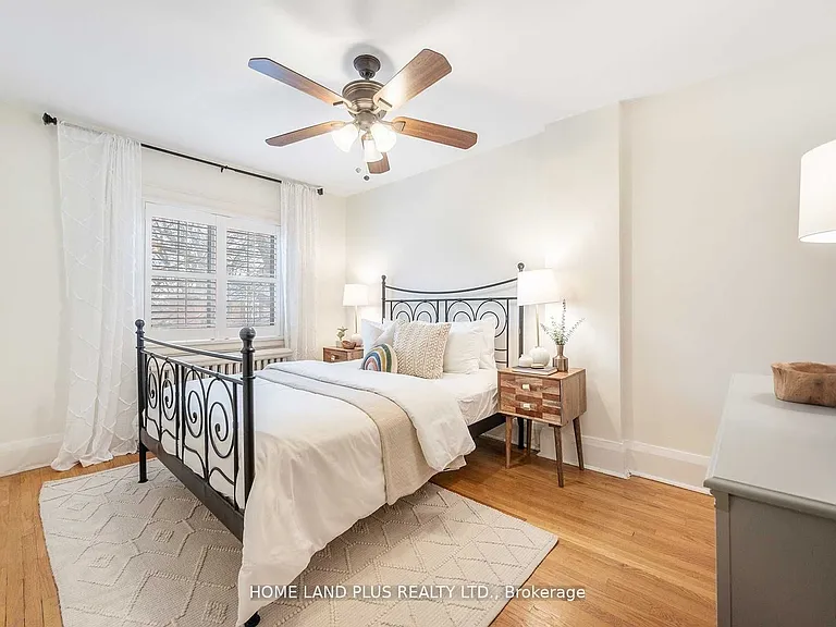 70 Mann Ave — Photo 13