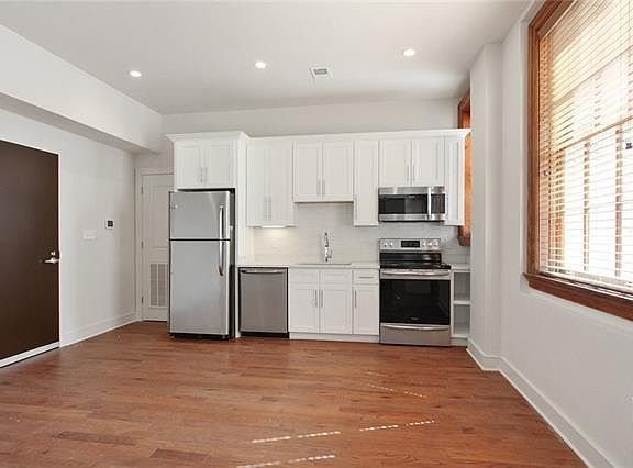 4th image of 820 Dauphine St APT 105