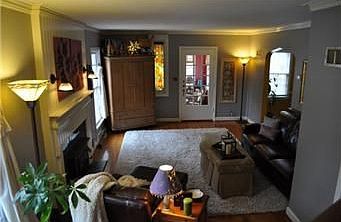 3rd image of 8210 Ward Parkway Pl