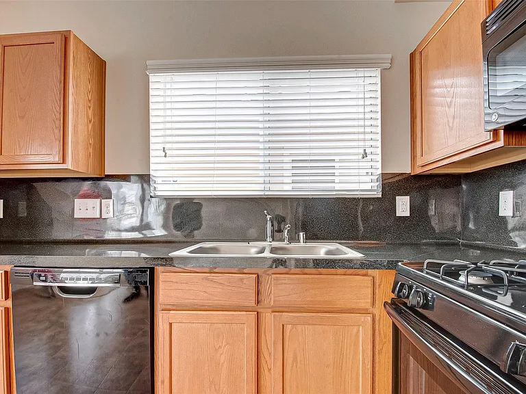 1735 Nichole Woods Dr — Photo 11