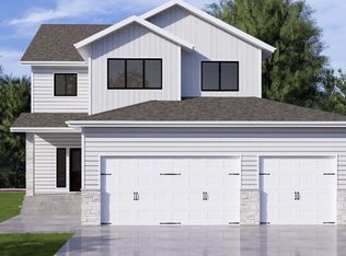 1021 61st Ave W, West Fargo, ND