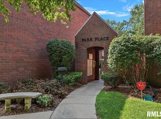 1212 S South Grand Ave W #212, Springfield, IL 62703