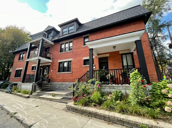 2 Howick Pl #6, Ottawa, ON K1S 3S5