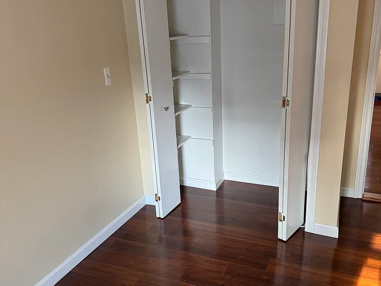 27 N Main St #1 — Photo 5