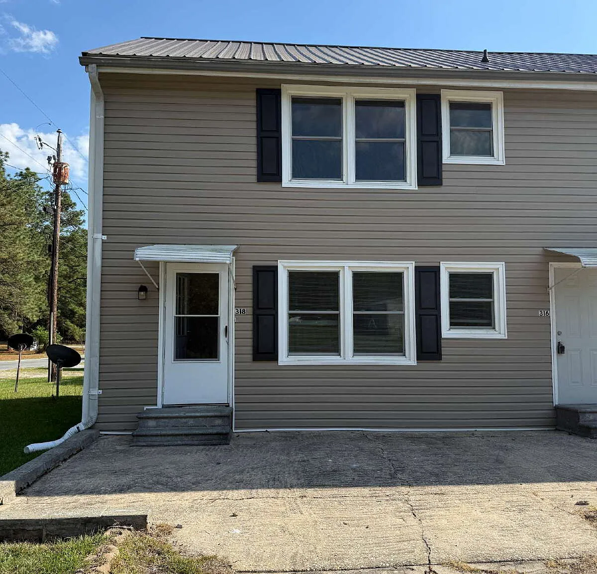 1 bed, 1.0 bath, 600 sqft, $1,000 — Photo 2
