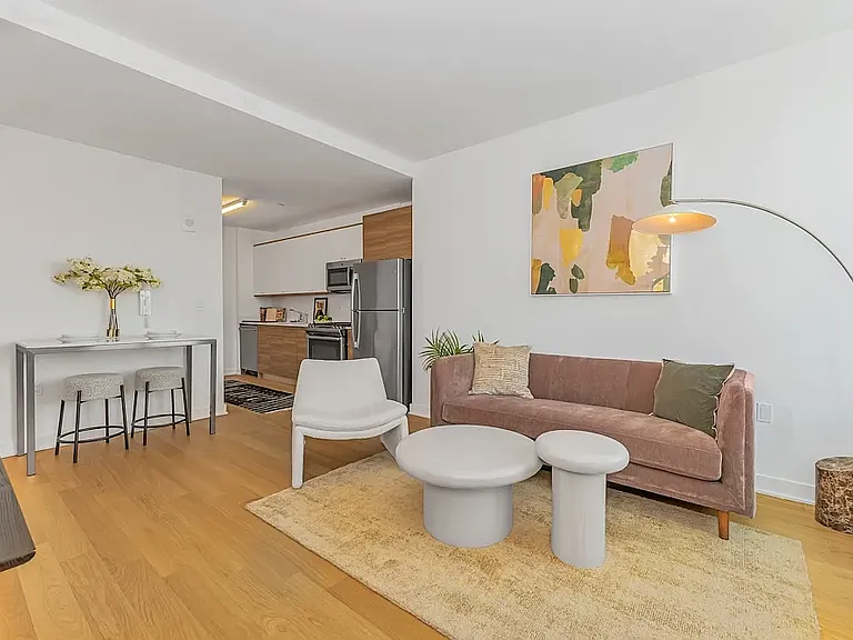 43-22 Queens St #3101 — Photo 3