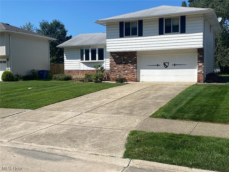 1st image of 36689 Valleyview Dr