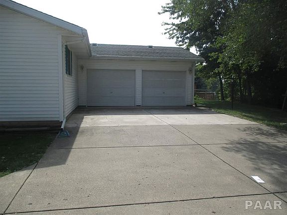 3rd image of 309 N Parkway Dr