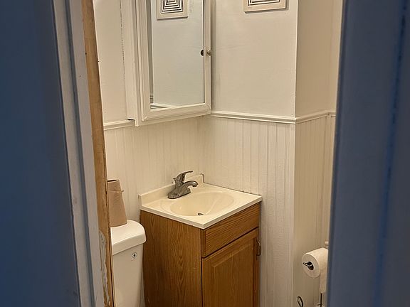 4th image of 9442 Lansford St