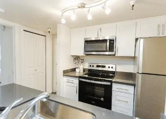5th image of 19921 19th Ave NE #59a040fb4