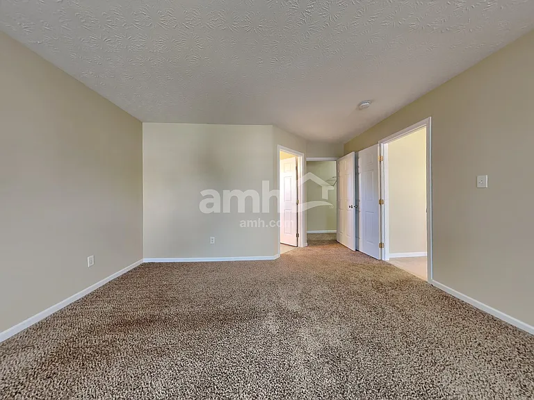 2452 Featherston Ct — Photo 9