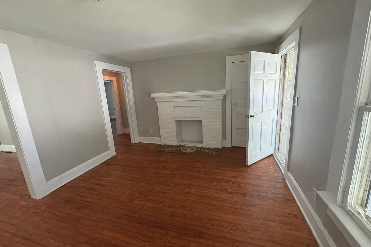 Building Photo - 11 Rockmart Dr NW