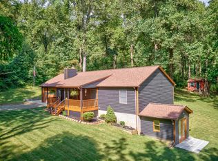 12090 Fawn Ridge Rd, Linden, VA 22642