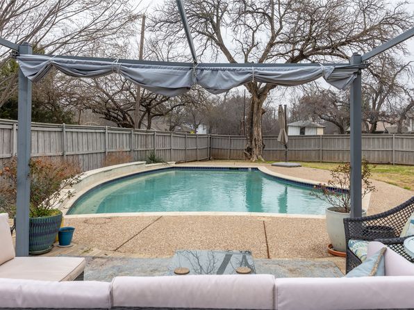 Additional property image - 301 S Winnetka Ave, Dallas, TX 75208