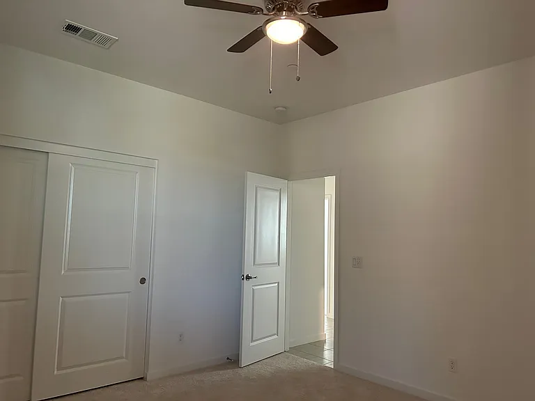 40082 Catania Ct — Photo 14