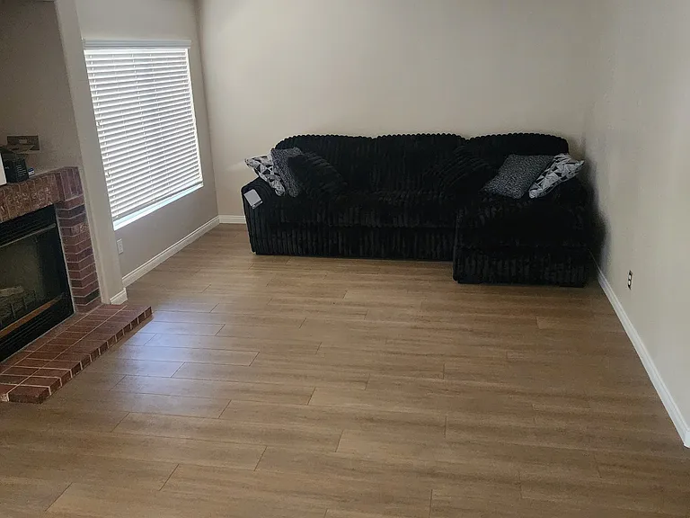 2712 Cricket Hollow Ct — Photo 12