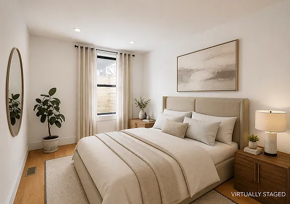 Bedroom, photo 2