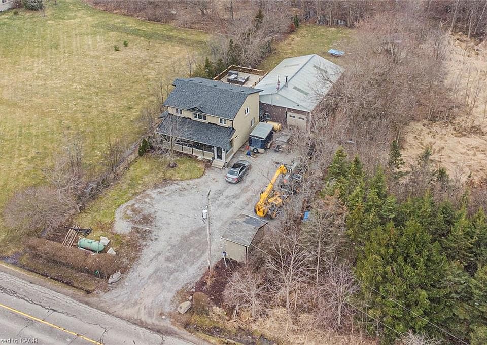 1st image of 443 11th Rd E