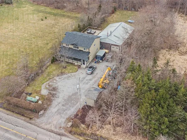 443 11th Rd E, Hamilton, ON L8J 3N4