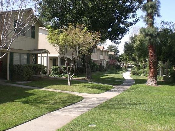 2nd image of 657 E Matchwood Pl