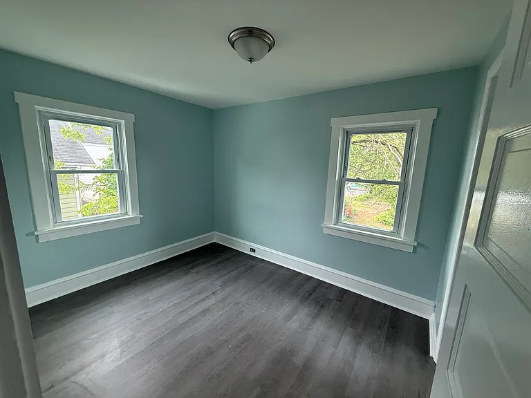 173 Kings Hwy — Photo 10