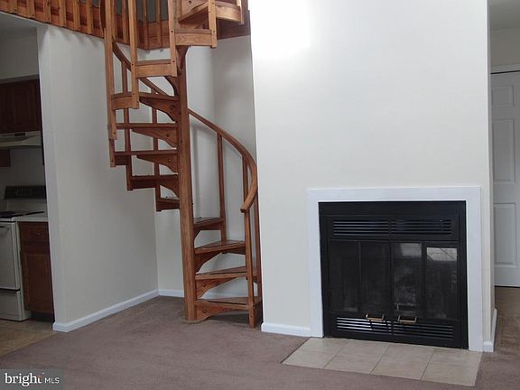 5th image of 274 Sassafras Ct