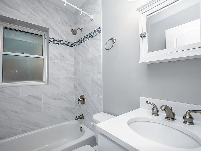 2648 W Lunt Ave #3 — Photo 17