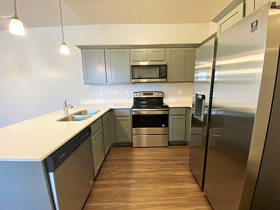 4th image of 14653 S Astin Ln #T303