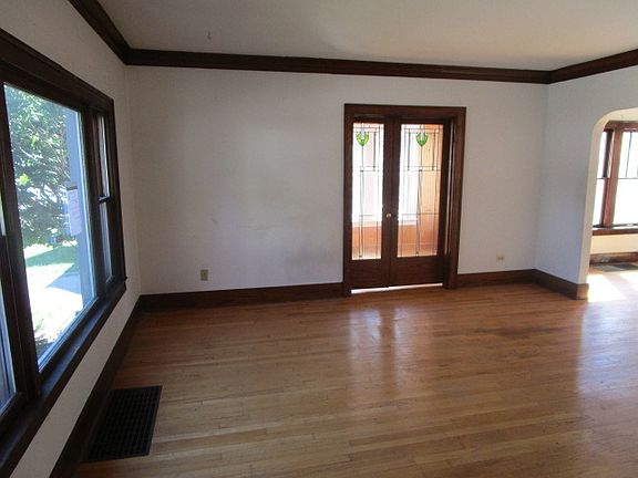 5th image of 116 Dorchester Ct
