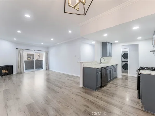 14607 Erwin St Unit 108, Van Nuys, CA 91411
