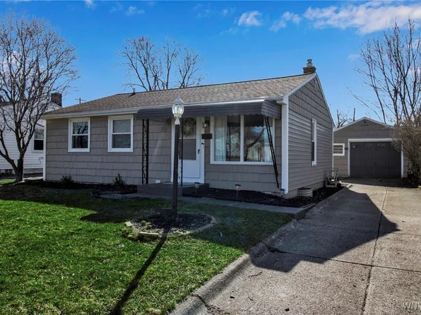 69 Fairhaven Dr, Cheektowaga, NY 14225