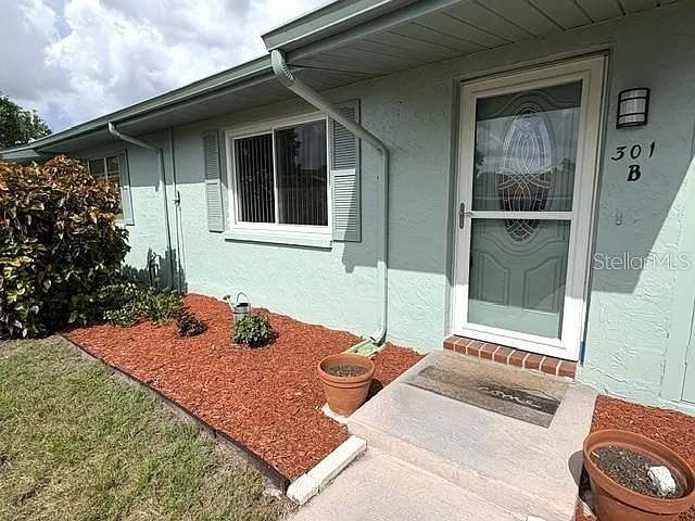 1 bed, 1.5 bath, 992 sqft, $1,600 — Photo 4