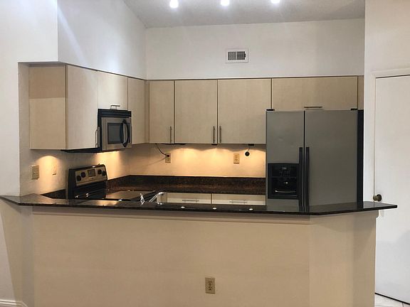 3rd image of 2550 SW 18th Ter #2