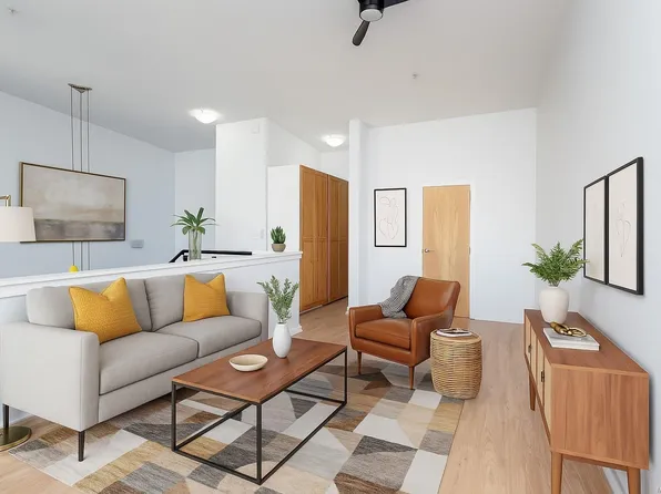 599 Pandora Ave #323, Victoria, BC V8W 1N5