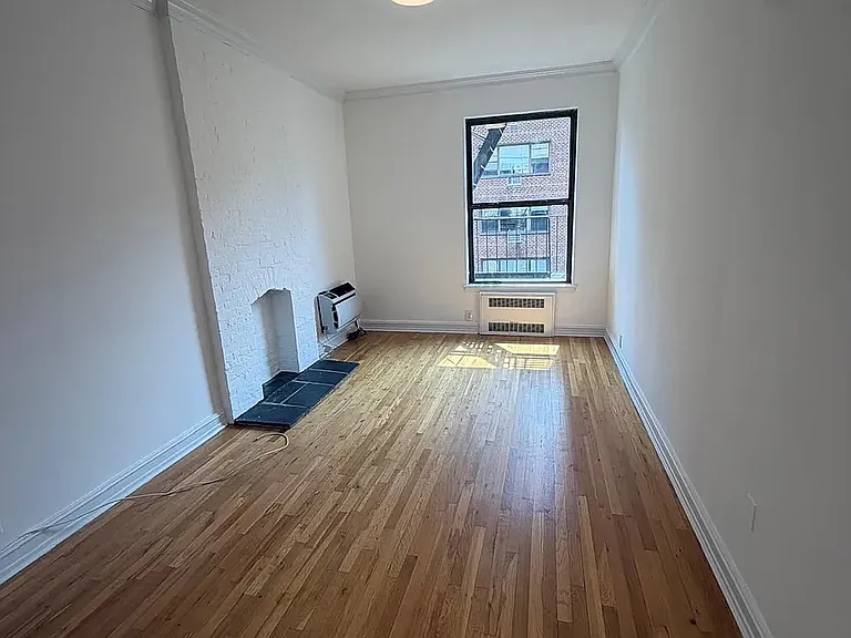 171 E 83rd St #5B — Photo 8