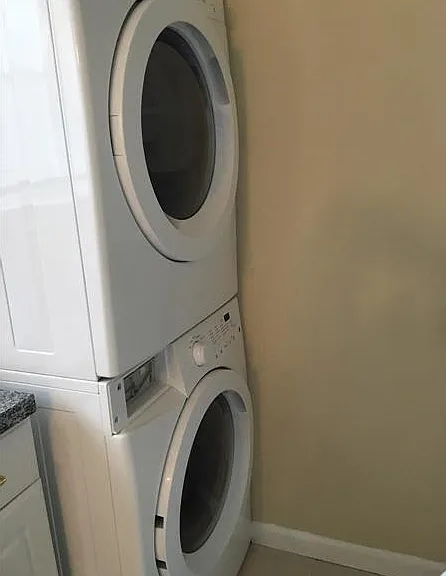 1949 Taylor St #8 — Photo 8