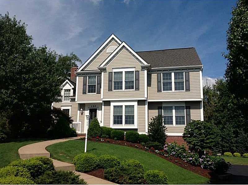 1st image of 137 Amber Woods Dr