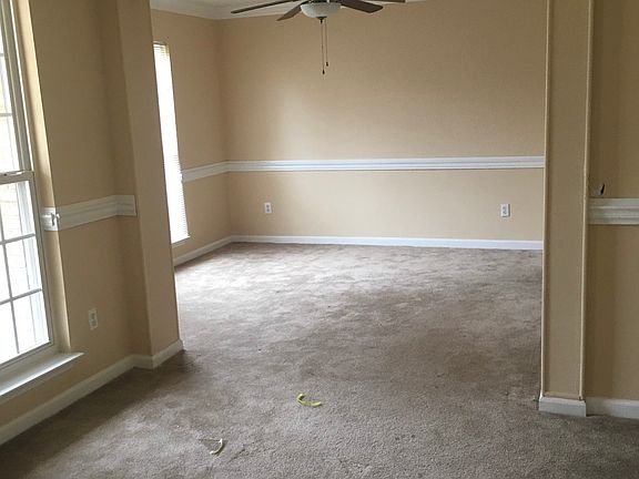 3rd image of 2548 Winterville Dr