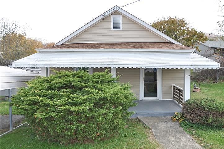 1st image of 2919 S Plum Ave