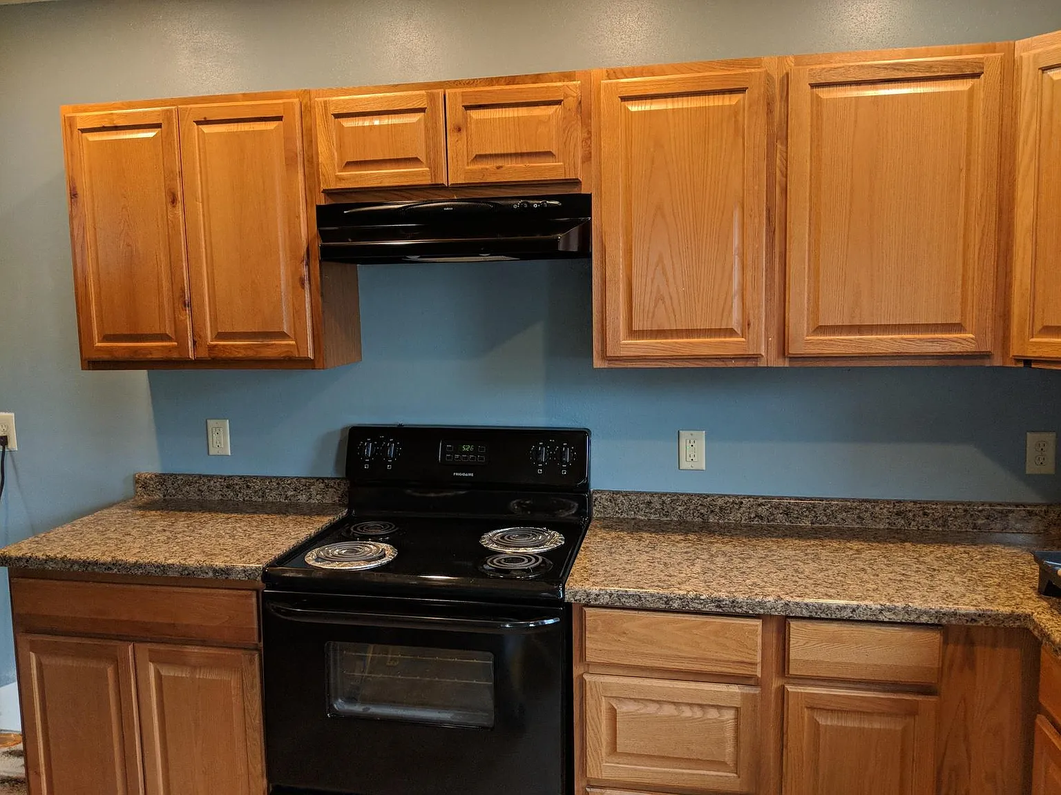 4 bed, 1600 sqft, $415 — Photo 4